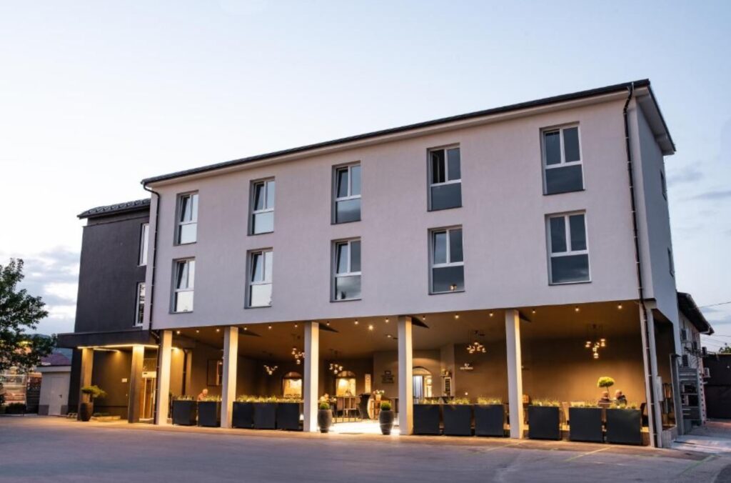 Hotel-Leonardo