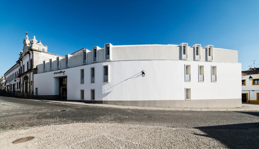 Moov-Hotel-Évora
