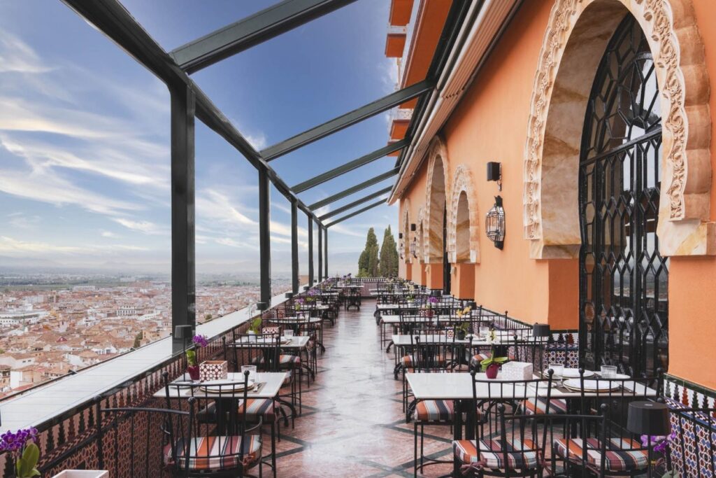 Hotel-Alhambra-Palace