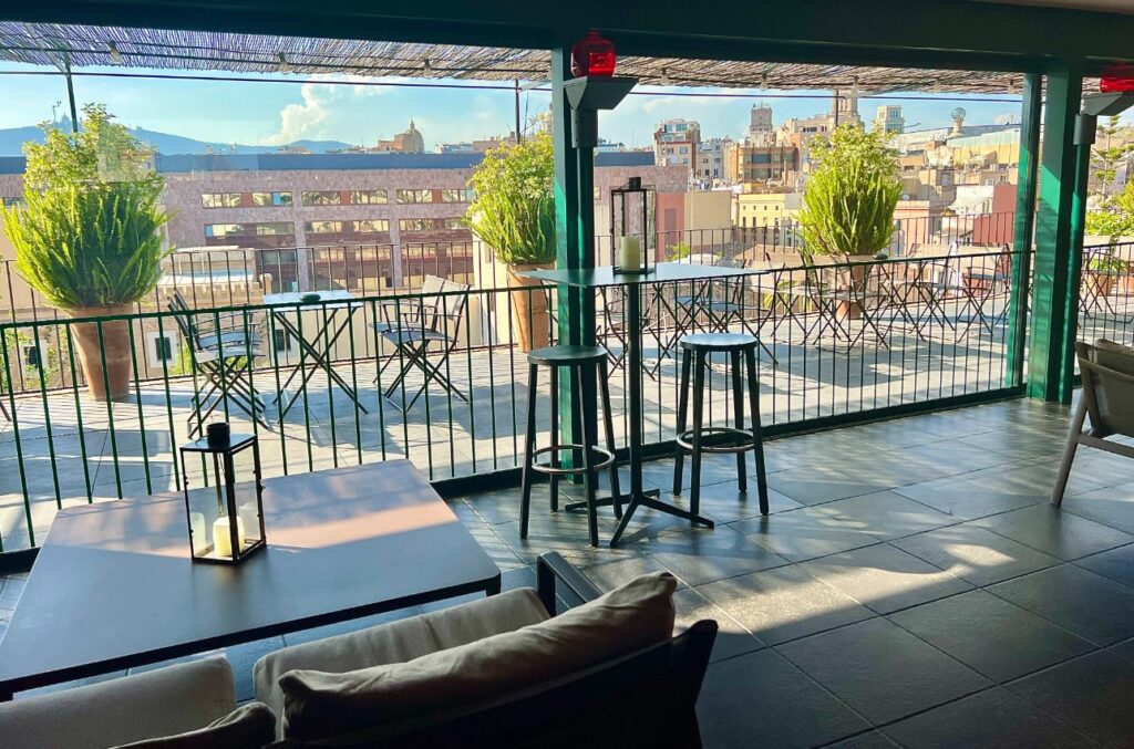 Dos-Palillos-at-Casa-Camper